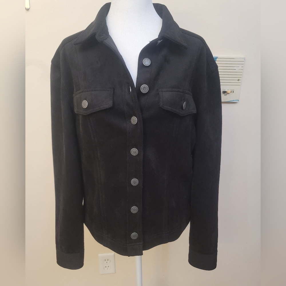 Suade Women's Black Button-Up Jacket